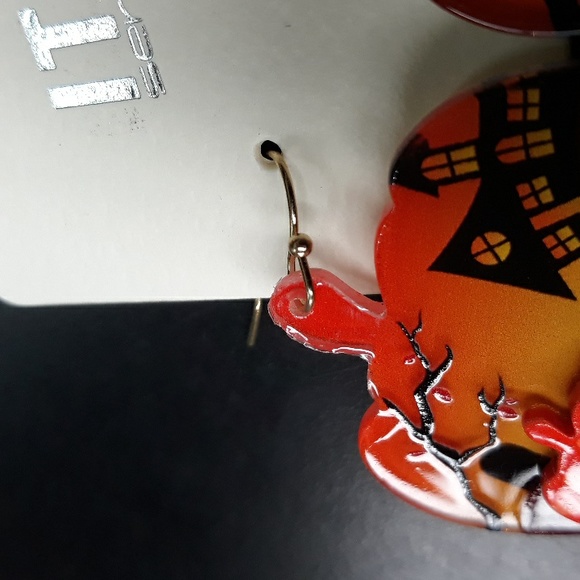 Haunted Pumpkin Patch Earrings 3D 🎃 - Picture 4 of 7
